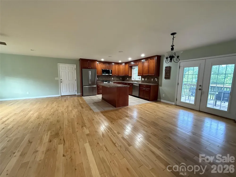 4460 Gouge Avenue Morganton, NC 28655