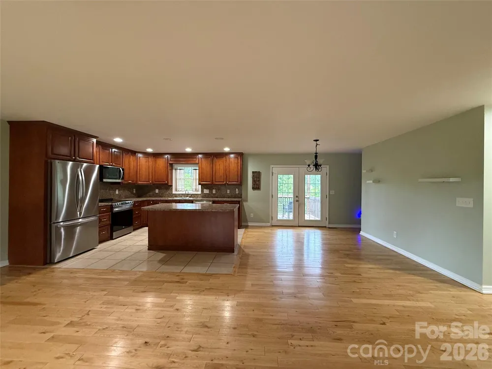 4460 Gouge Avenue Morganton, NC 28655