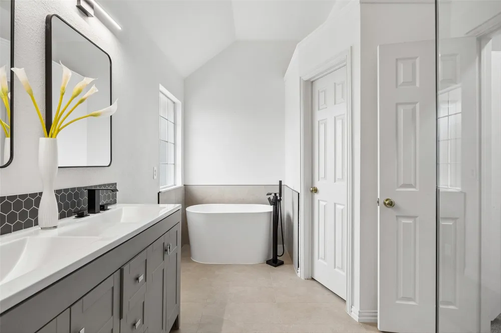 2701 Oates Drive Plano, TX 75093