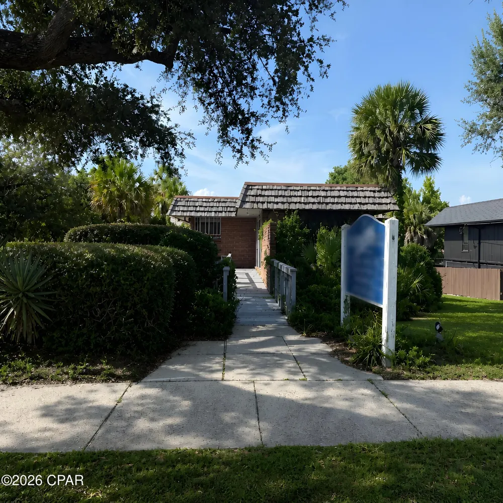 1012 W 11th Street Panama City, FL 32401