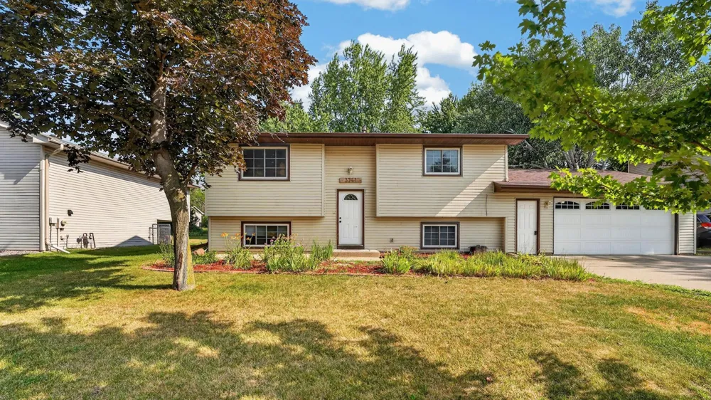3741 225th Lane NW Saint Francis, MN 55070