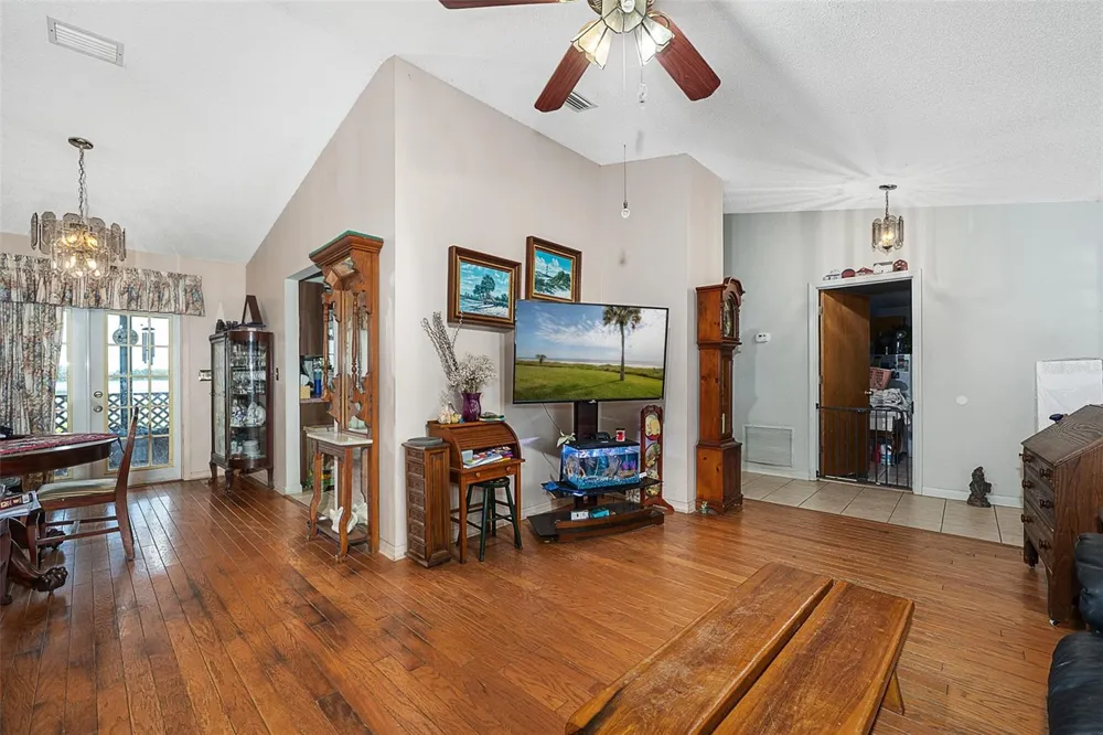 2372 MITCHELL ISLAND ROAD Deltona, FL 32738