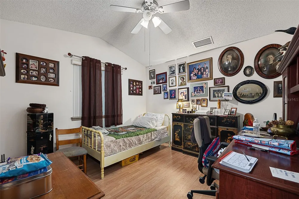 2372 MITCHELL ISLAND ROAD Deltona, FL 32738