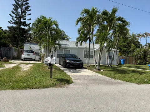 407 W Palm Street