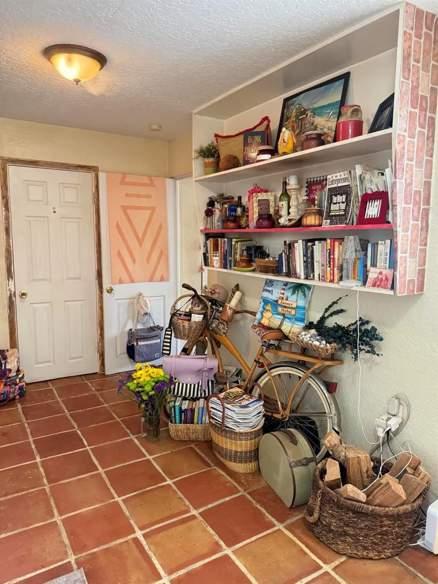 407 W Palm Street Lantana, FL 33462