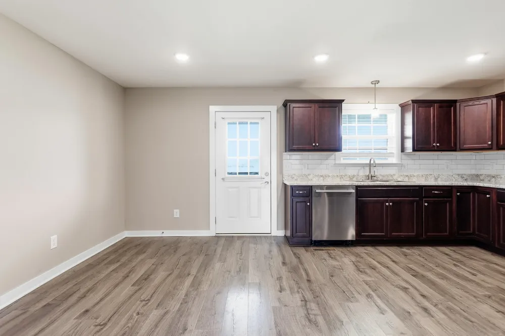 1719 Purvin Lollar Rd Sparta, TN 38583