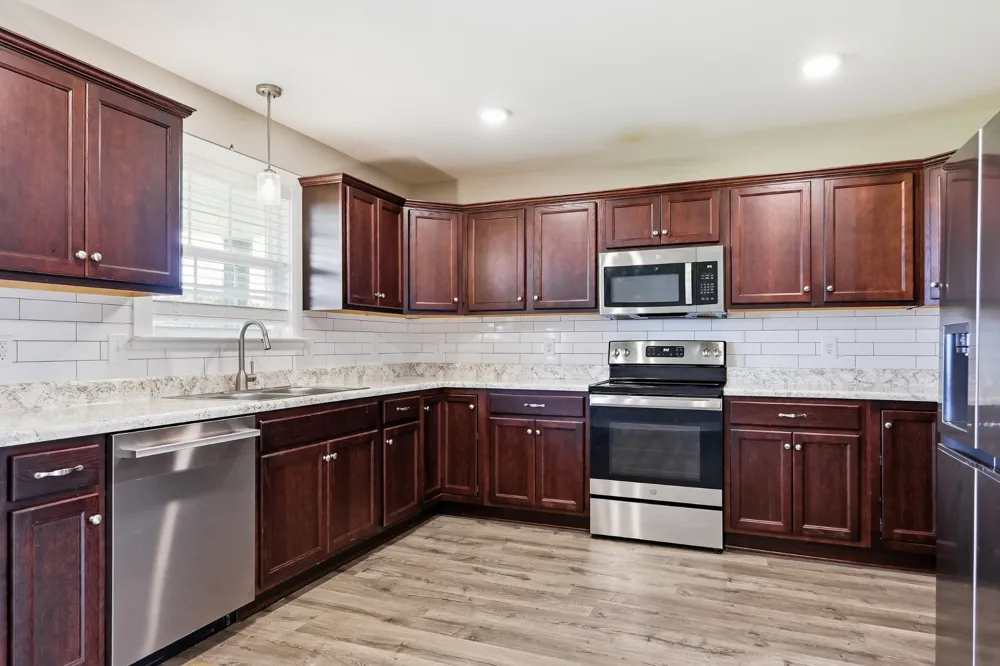 1719 Purvin Lollar Rd Sparta, TN 38583