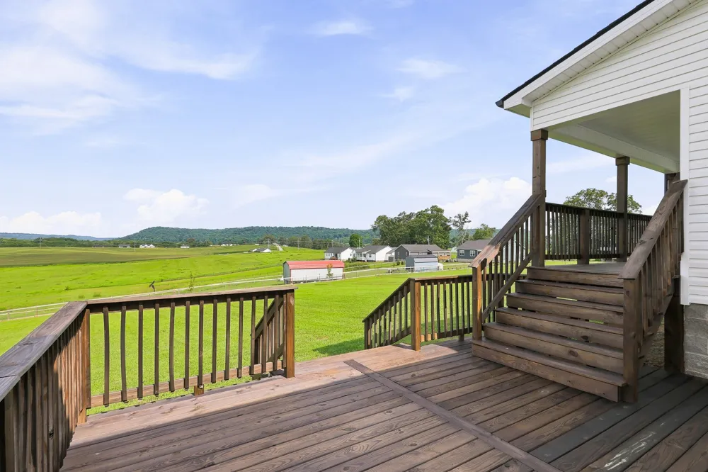 1719 Purvin Lollar Rd Sparta, TN 38583