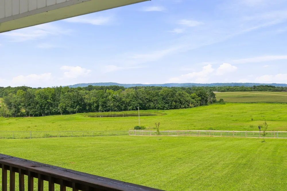 1719 Purvin Lollar Rd Sparta, TN 38583