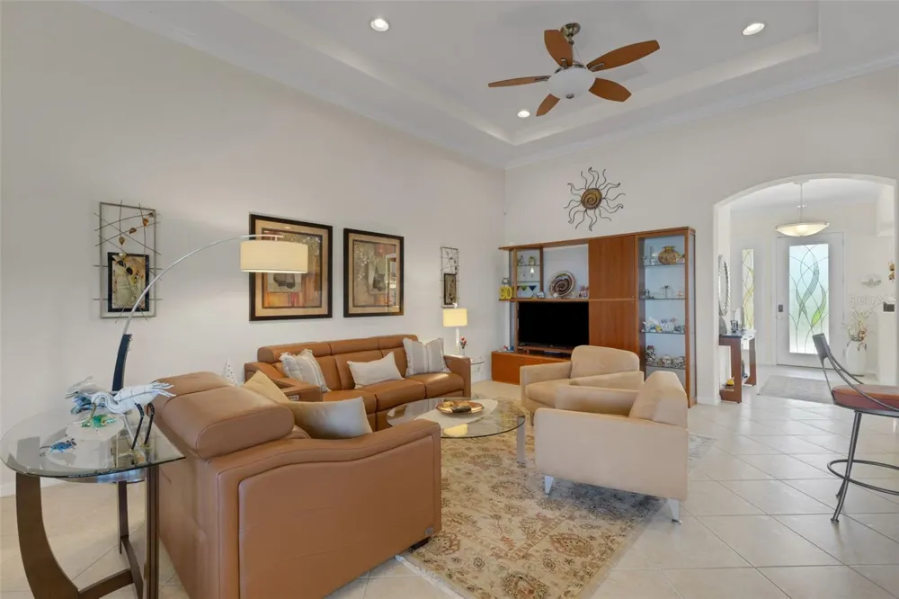 185 SAVONA WAY Nokomis, FL 34275