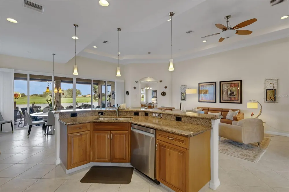 185 SAVONA WAY Nokomis, FL 34275