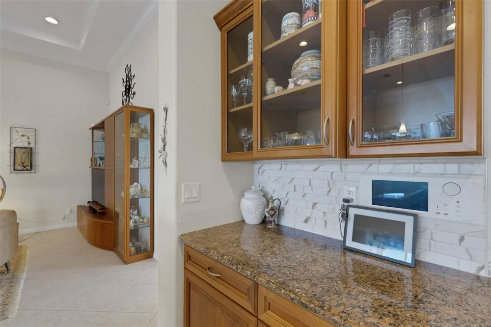 185 SAVONA WAY Nokomis, FL 34275