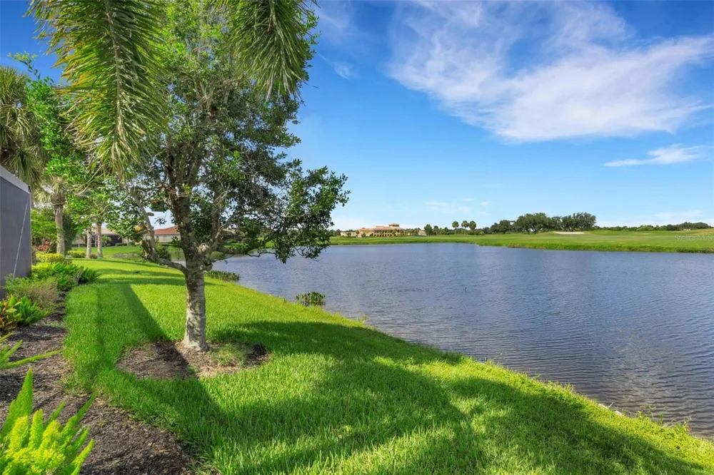 185 SAVONA WAY Nokomis, FL 34275