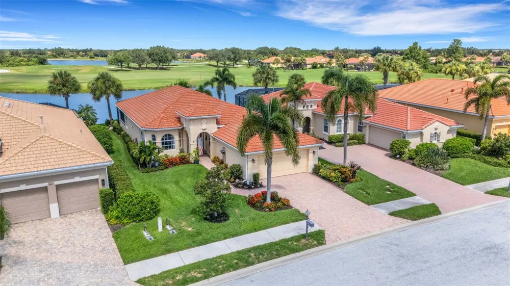 185 SAVONA WAY Nokomis, FL 34275