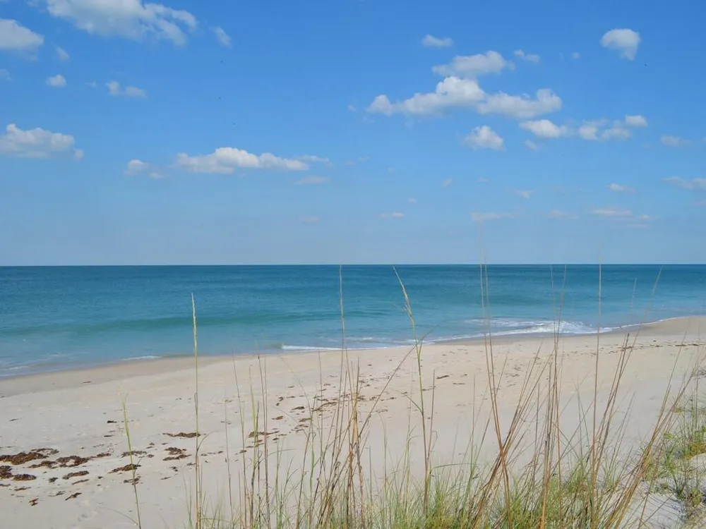 2333 Indian River Boulevard Vero Beach, FL 32960