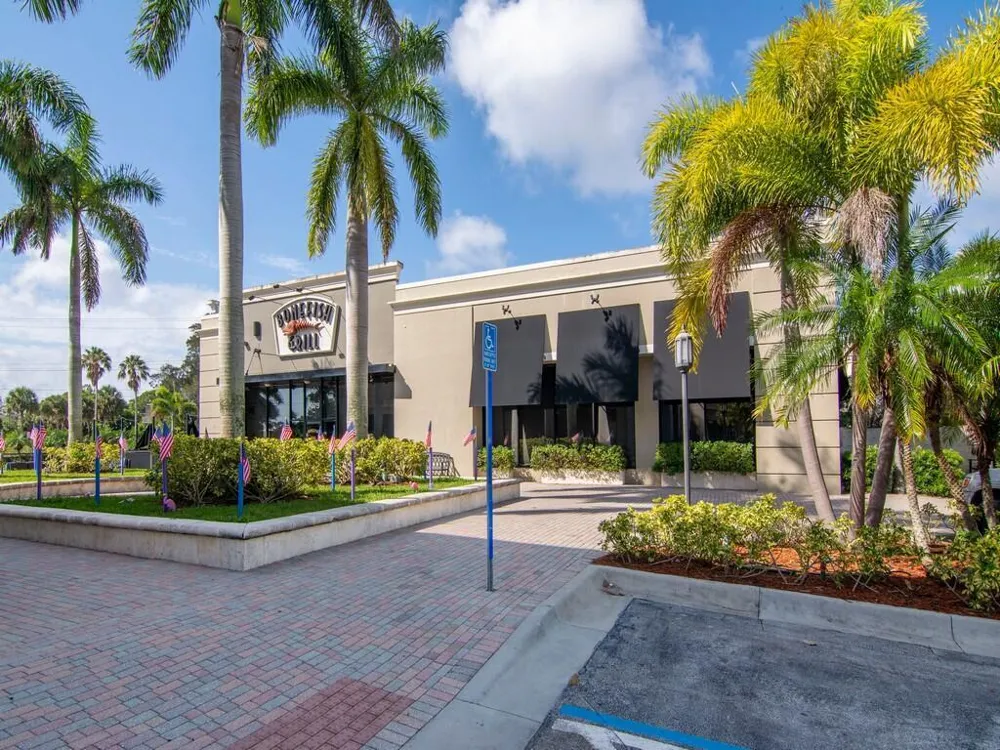 2333 Indian River Boulevard Vero Beach, FL 32960
