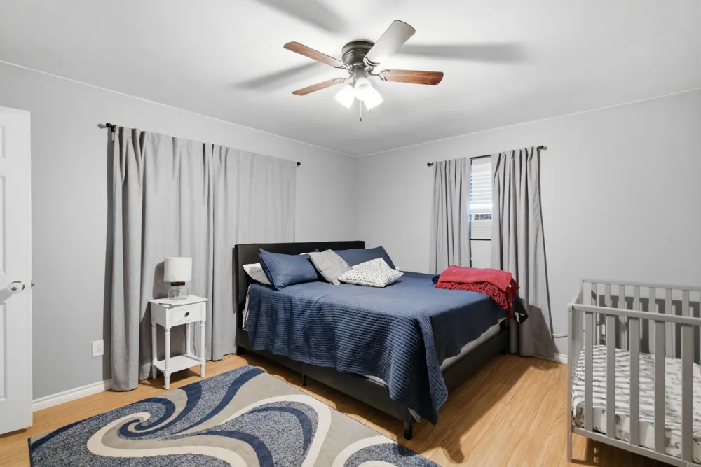 917 E Ross Avenue De Leon, TX 76444