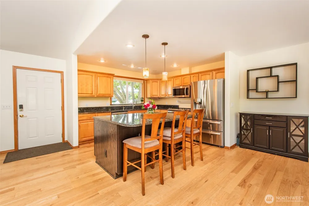 81 Eastgate Place Sequim, WA 98382