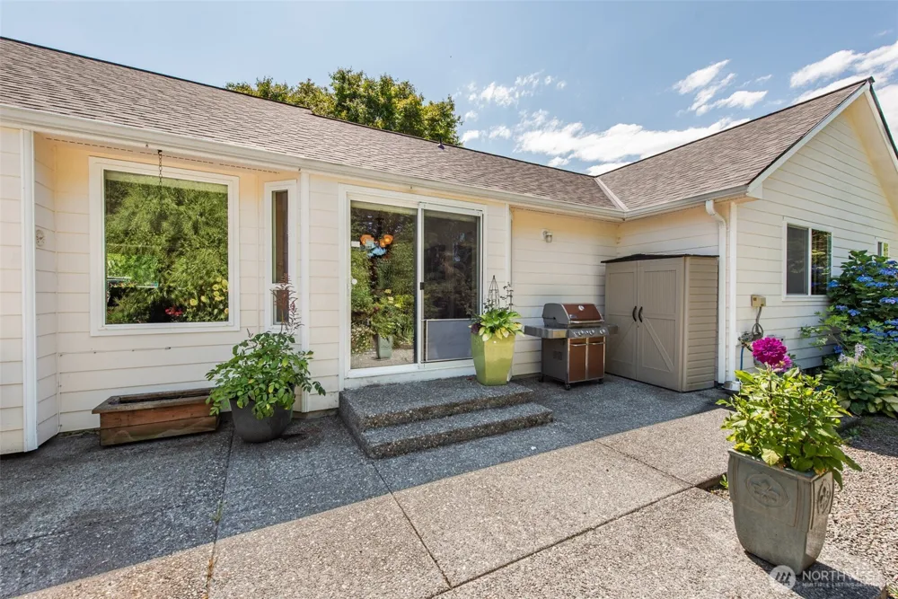 81 Eastgate Place Sequim, WA 98382