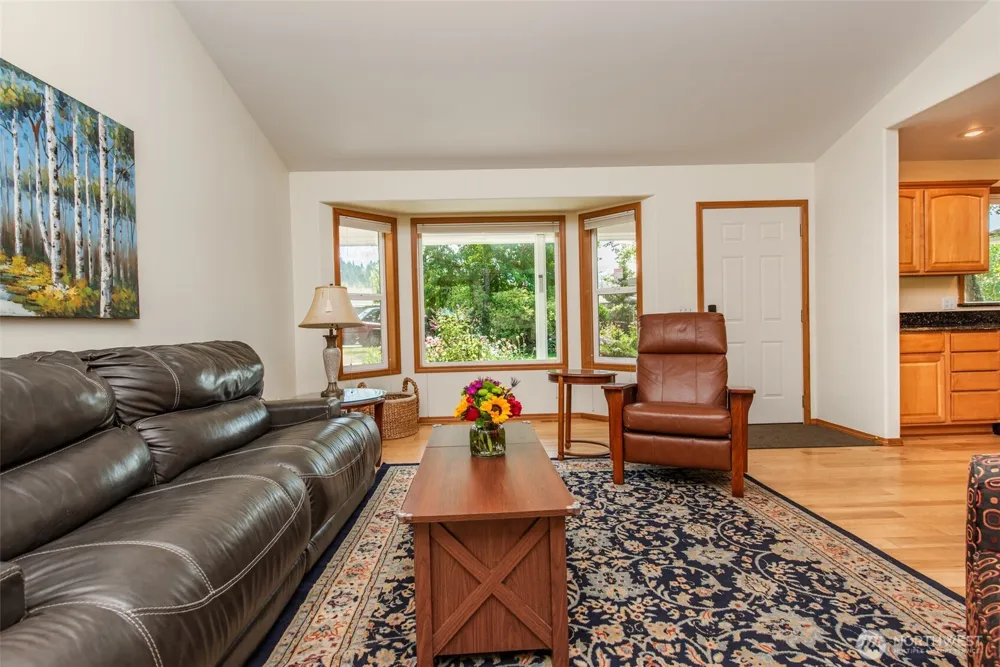 81 Eastgate Place Sequim, WA 98382