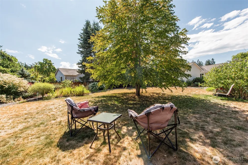 81 Eastgate Place Sequim, WA 98382