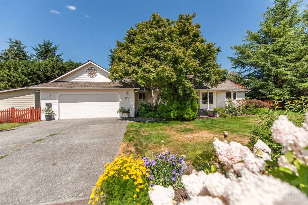 81 Eastgate Place Sequim, WA 98382