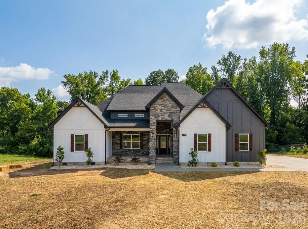 1007 Harrogate Drive Bessemer City, NC 28016