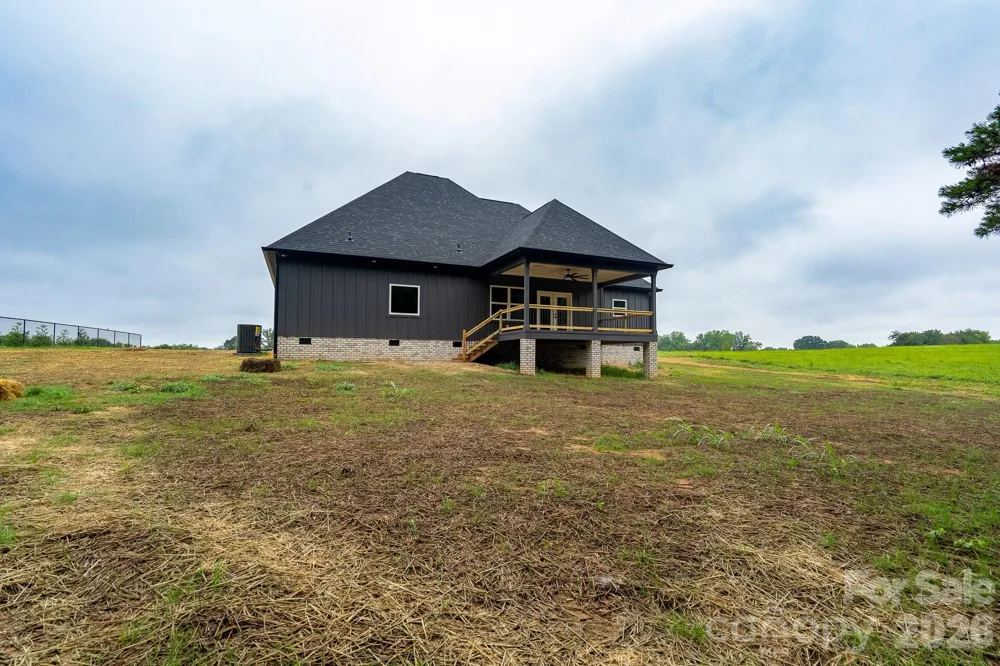 1007 Harrogate Drive Bessemer City, NC 28016