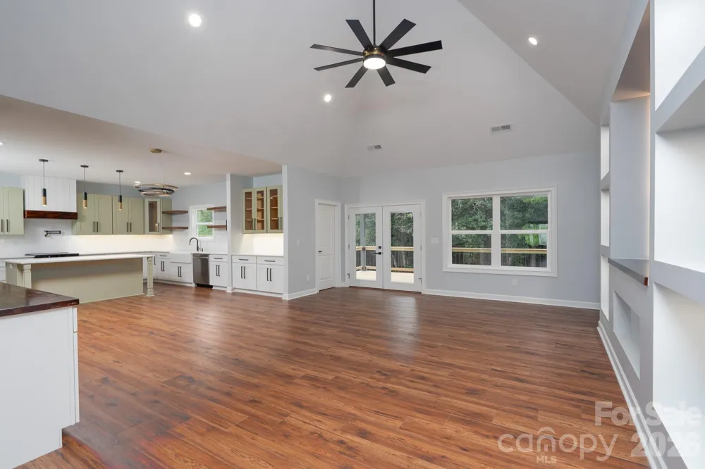1007 Harrogate Drive Bessemer City, NC 28016