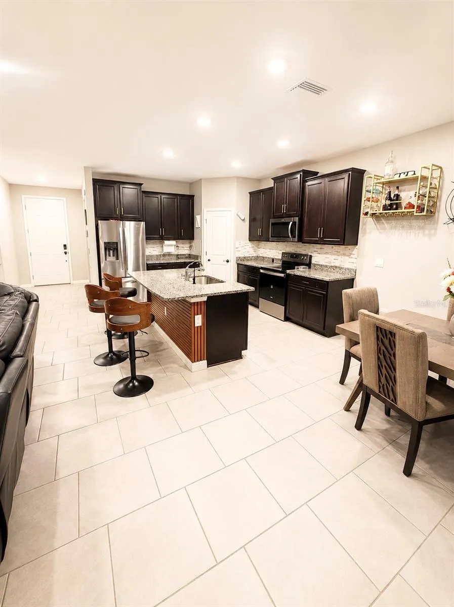 3817 SUNNY SPRING STREET Plant City, FL 33565