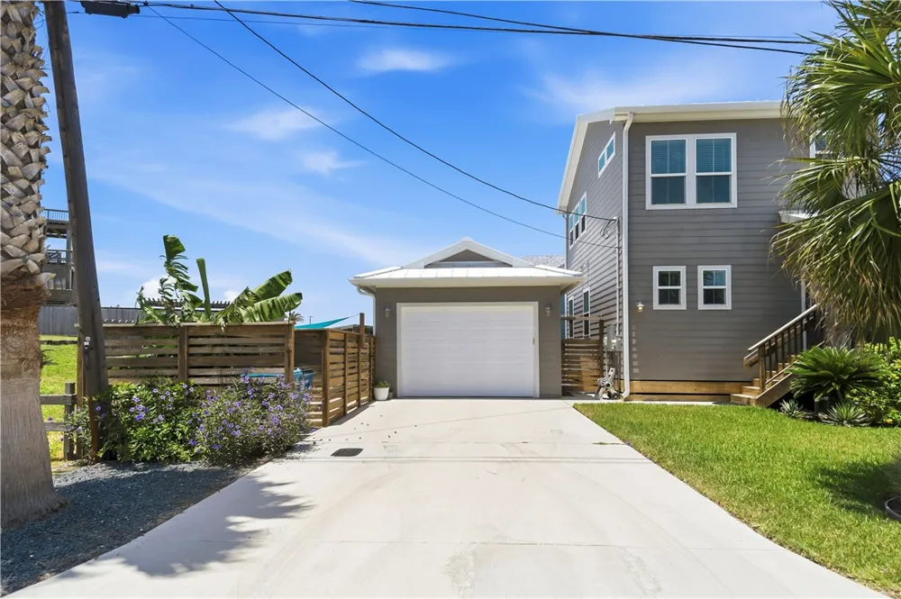 522 Lantana Drive Port Aransas, TX 78373