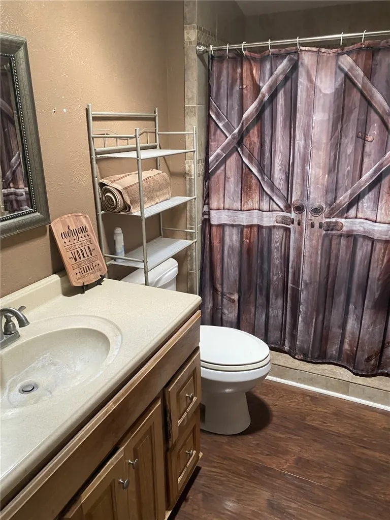 200 W CR 418 Premont, TX 78375