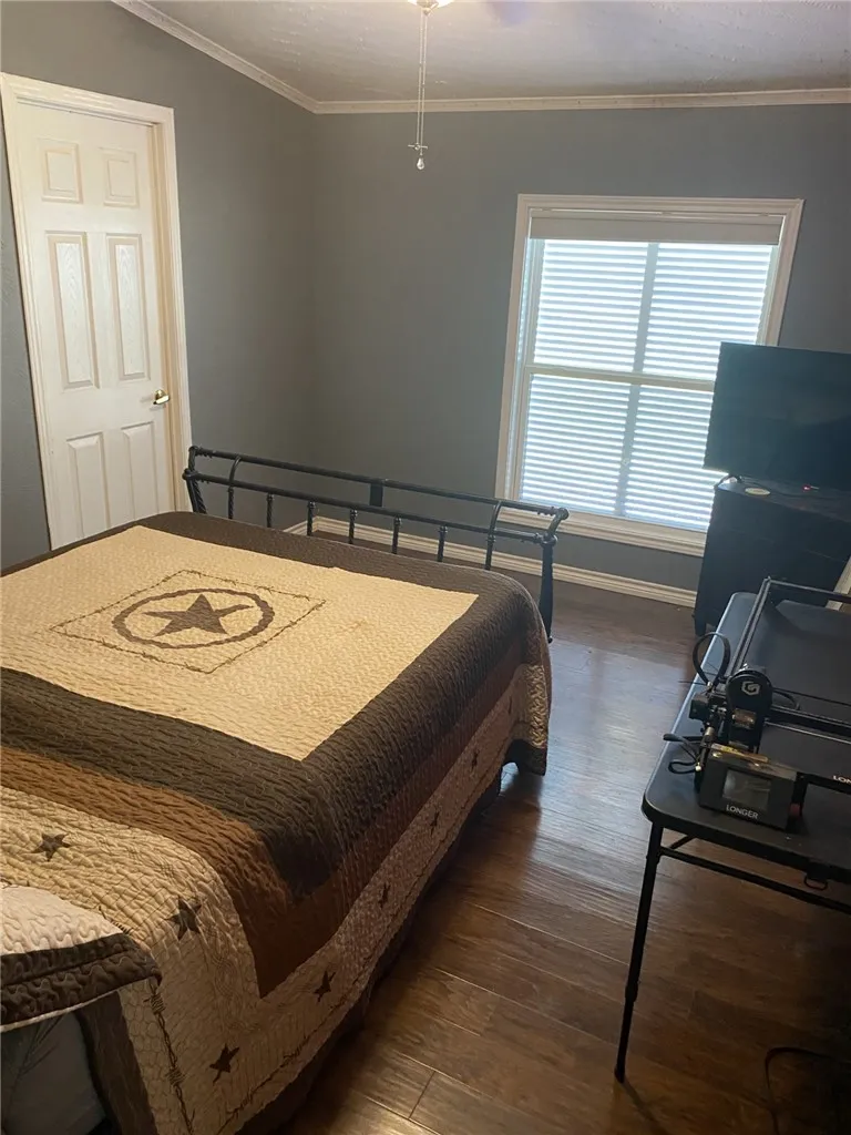 200 W CR 418 Premont, TX 78375