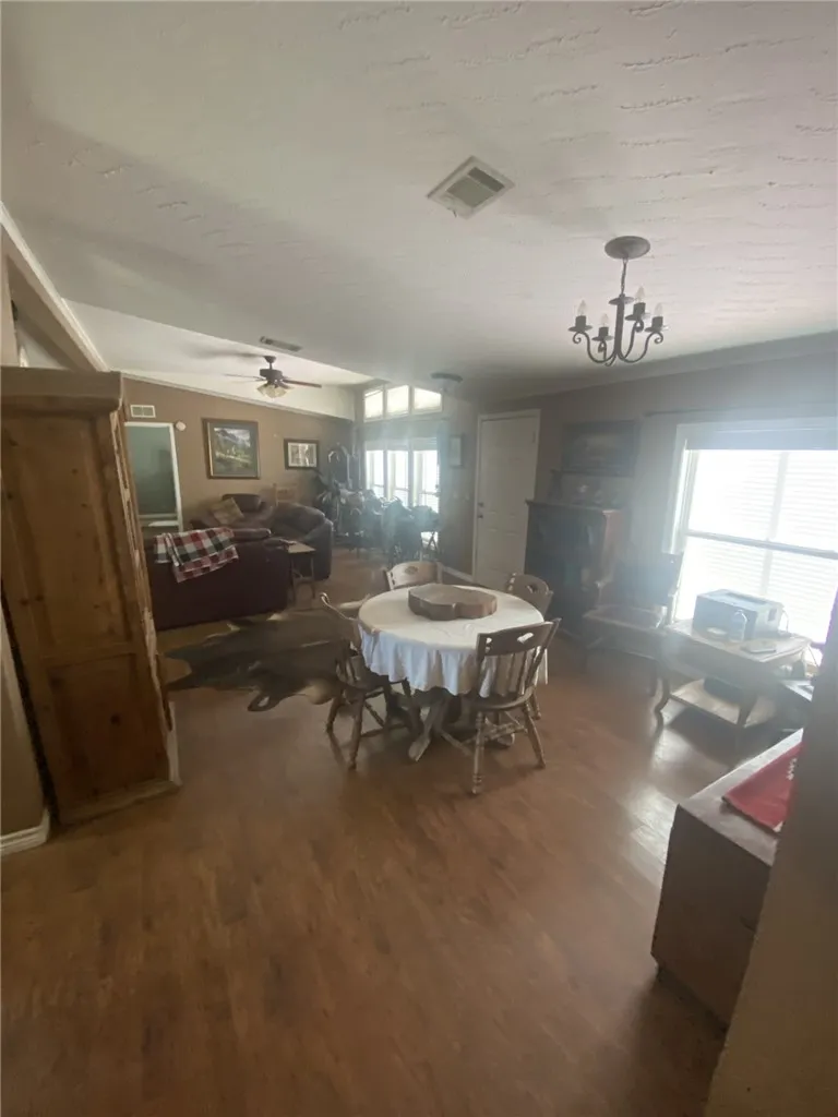 200 W CR 418 Premont, TX 78375