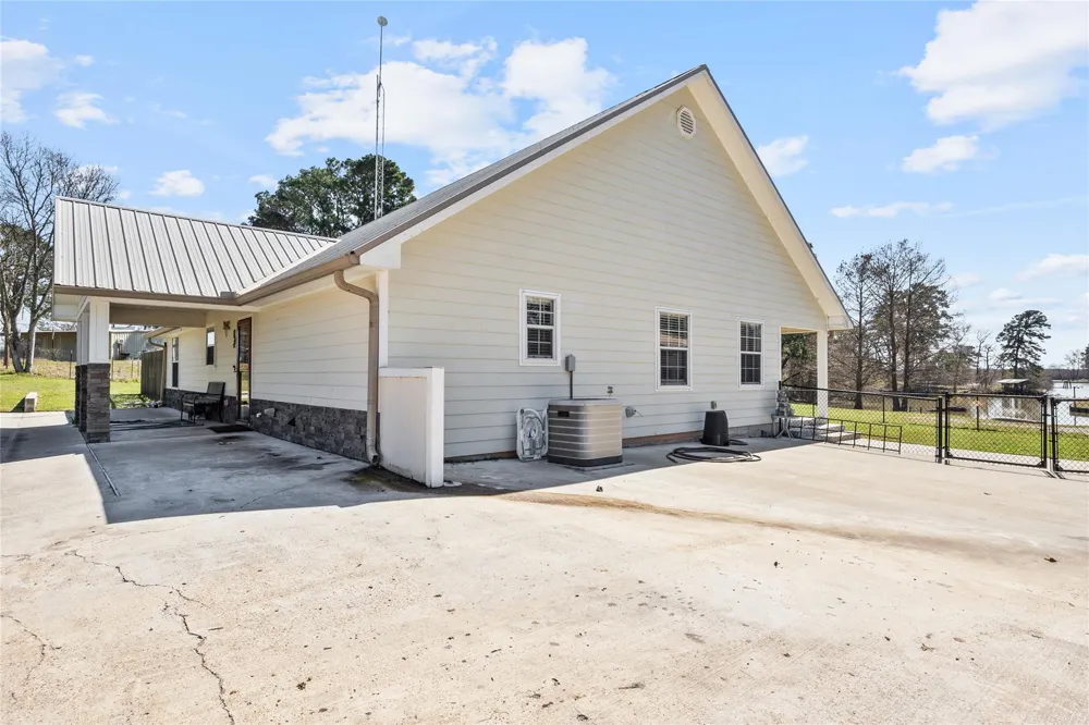 6776 Fm 356 Trinity, TX 75862