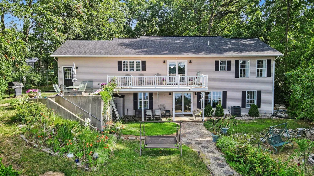 58145 James Drive Three Rivers, MI 49093