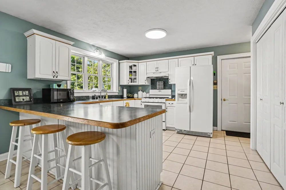 58145 James Drive Three Rivers, MI 49093