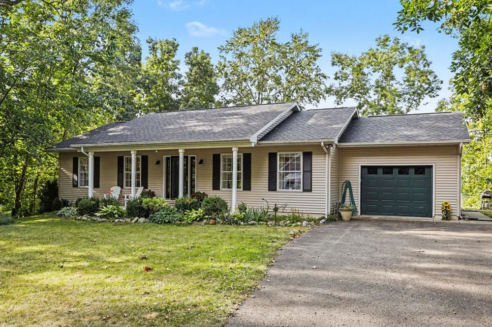 58145 James Drive Three Rivers, MI 49093