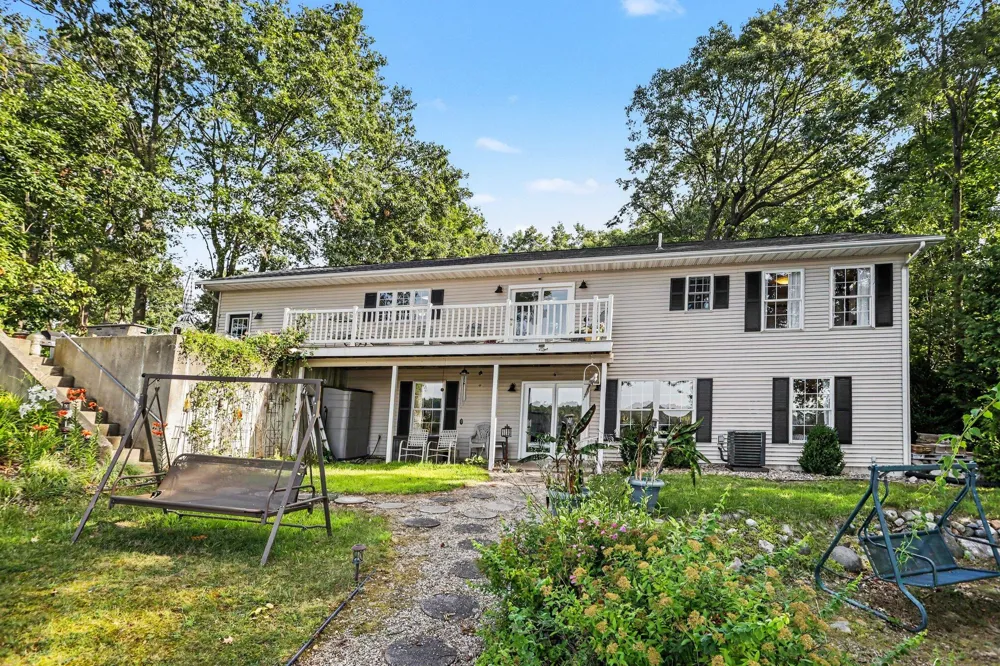 58145 James Drive Three Rivers, MI 49093