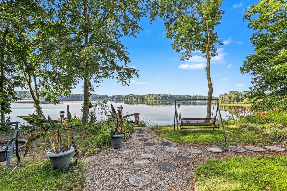 58145 James Drive Three Rivers, MI 49093