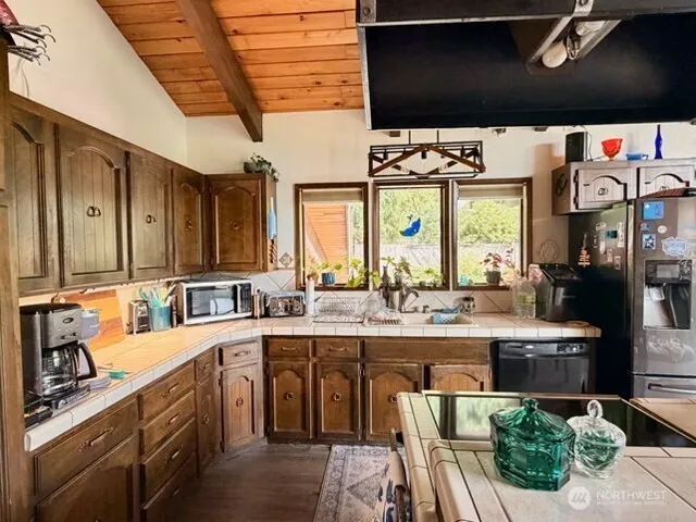862 Lone Oak Road Longview, WA 98632