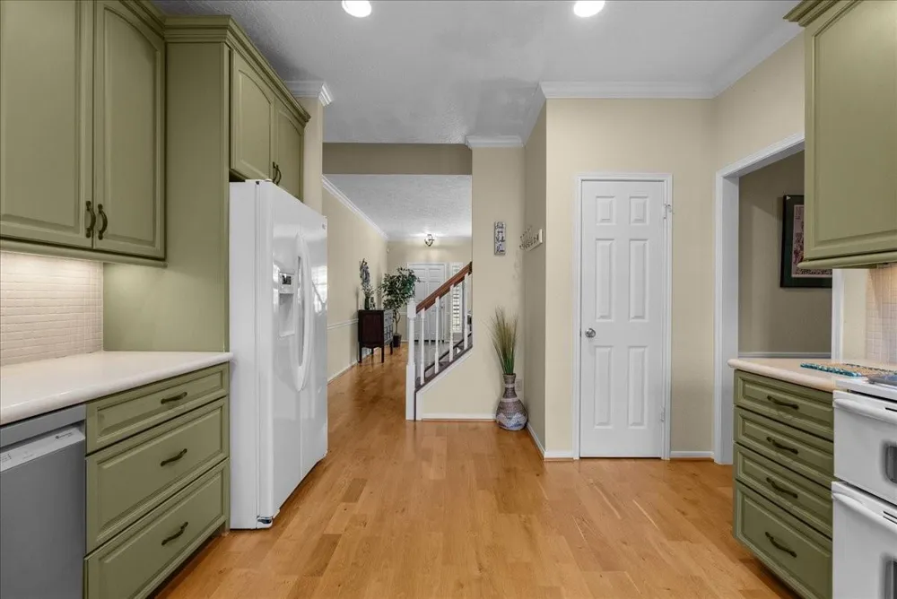 2242 Gemini Street Houston, TX 77058