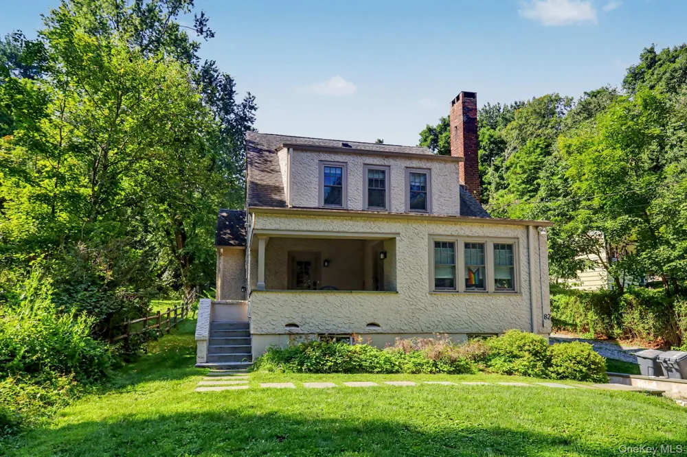82 Douglas Road #B Chappaqua, NY 10514
