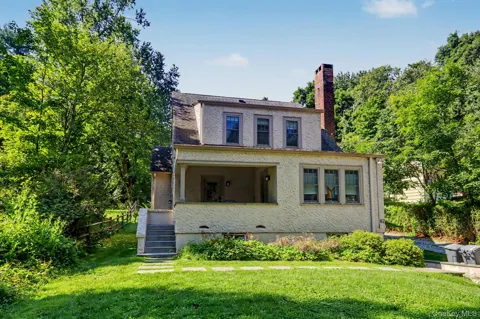 82 Douglas Road #B