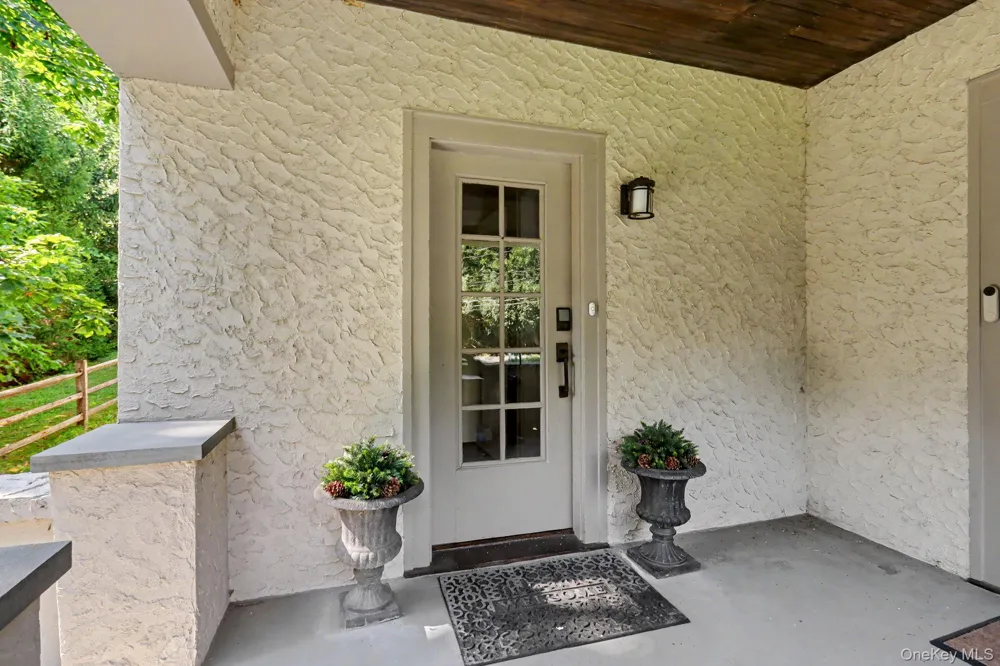 82 Douglas Road #B Chappaqua, NY 10514