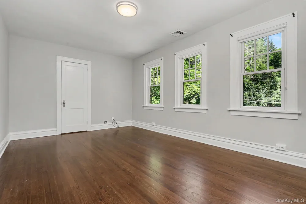 82 Douglas Road #B Chappaqua, NY 10514