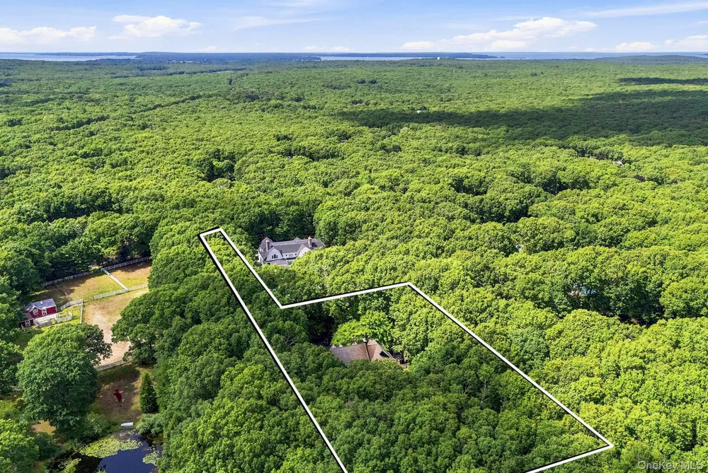 111 Merchants Path Sagaponack, NY 11962