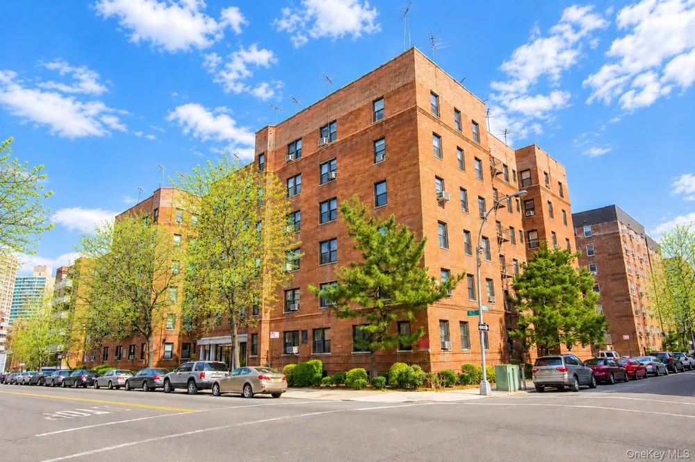 10010 67th Road #6C Forest Hills, NY 11375