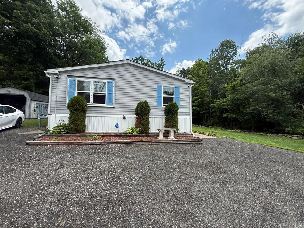 82 Church Street Wallkill, NY 12589