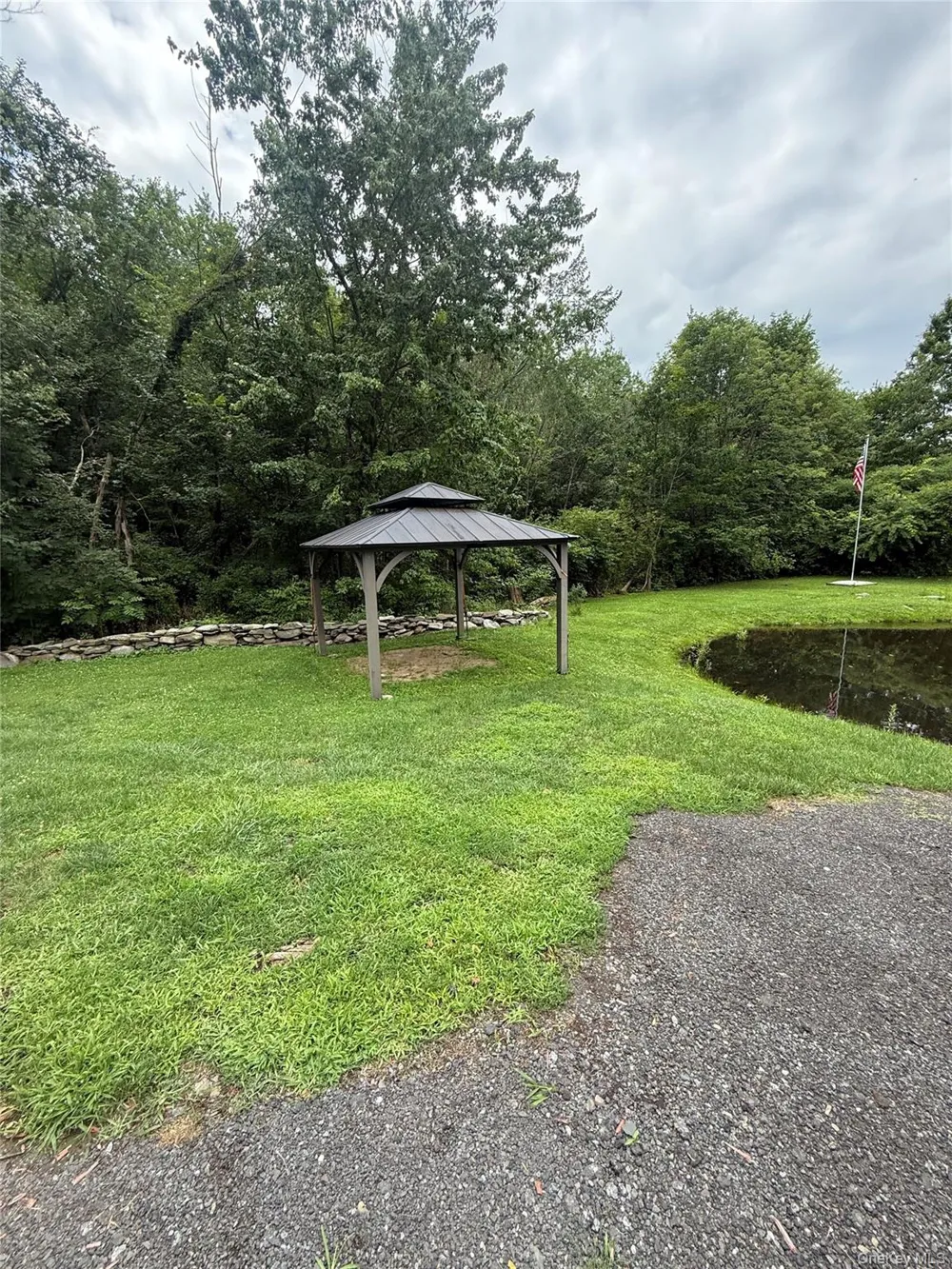 82 Church Street Wallkill, NY 12589